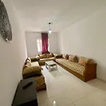 Charming Apartment, 20 Min From City Center